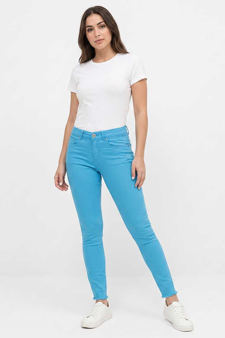 SKINNY FIT JEANS FOR WOMEN