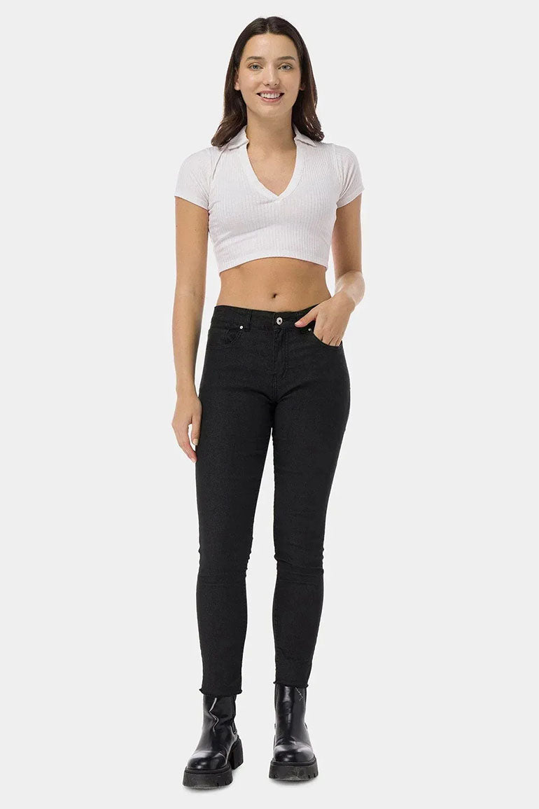 SKINNY FIT JEANS FOR WOMEN