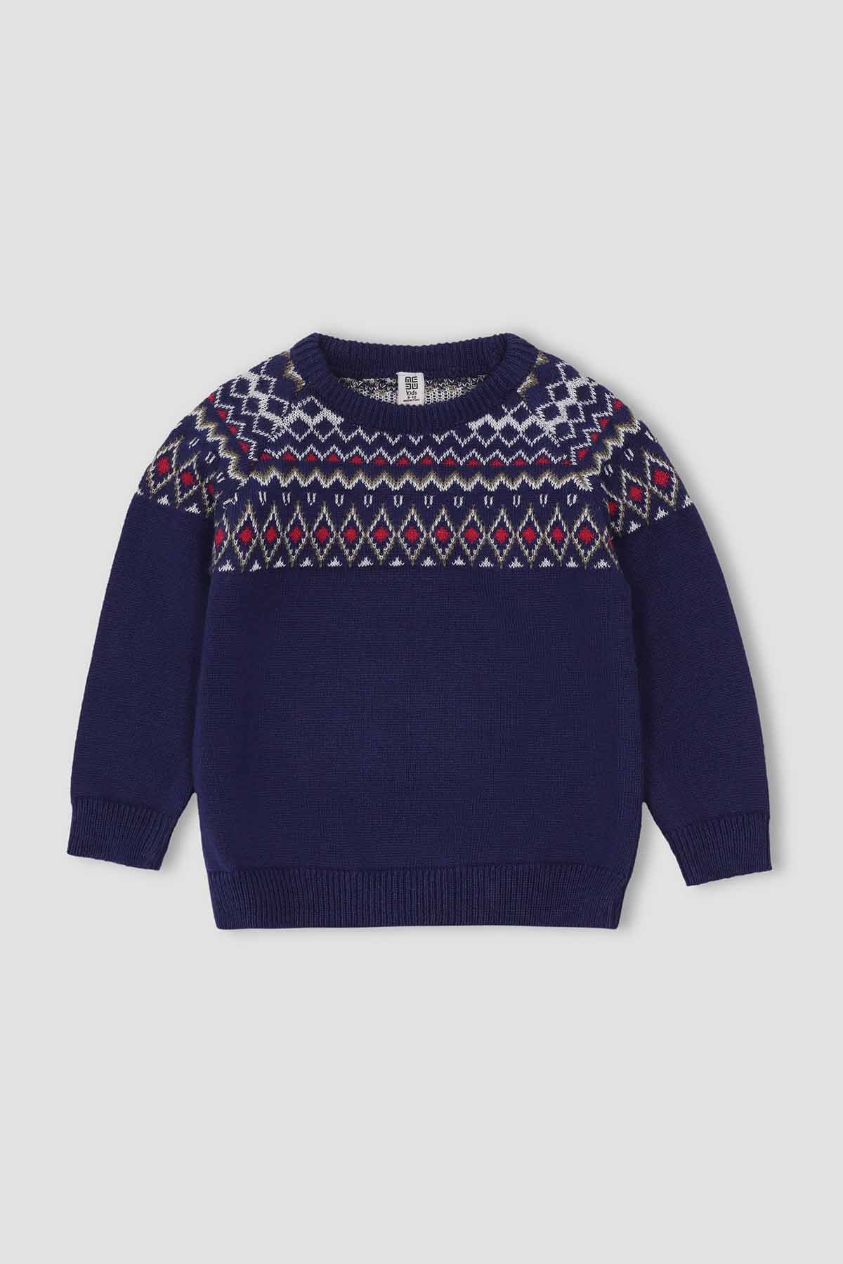 Pullover Sweater 