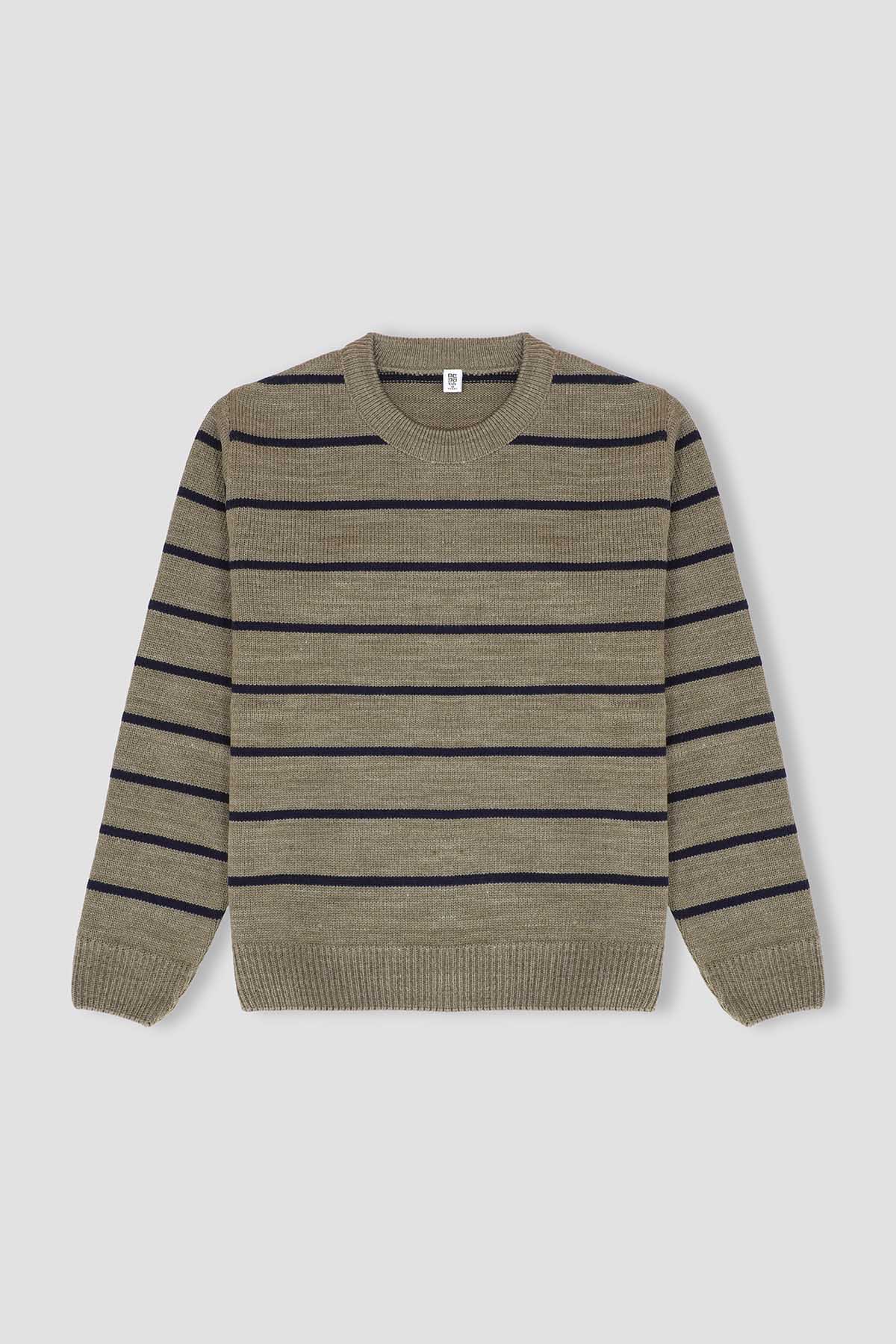 Boy's Pullover Sweater 