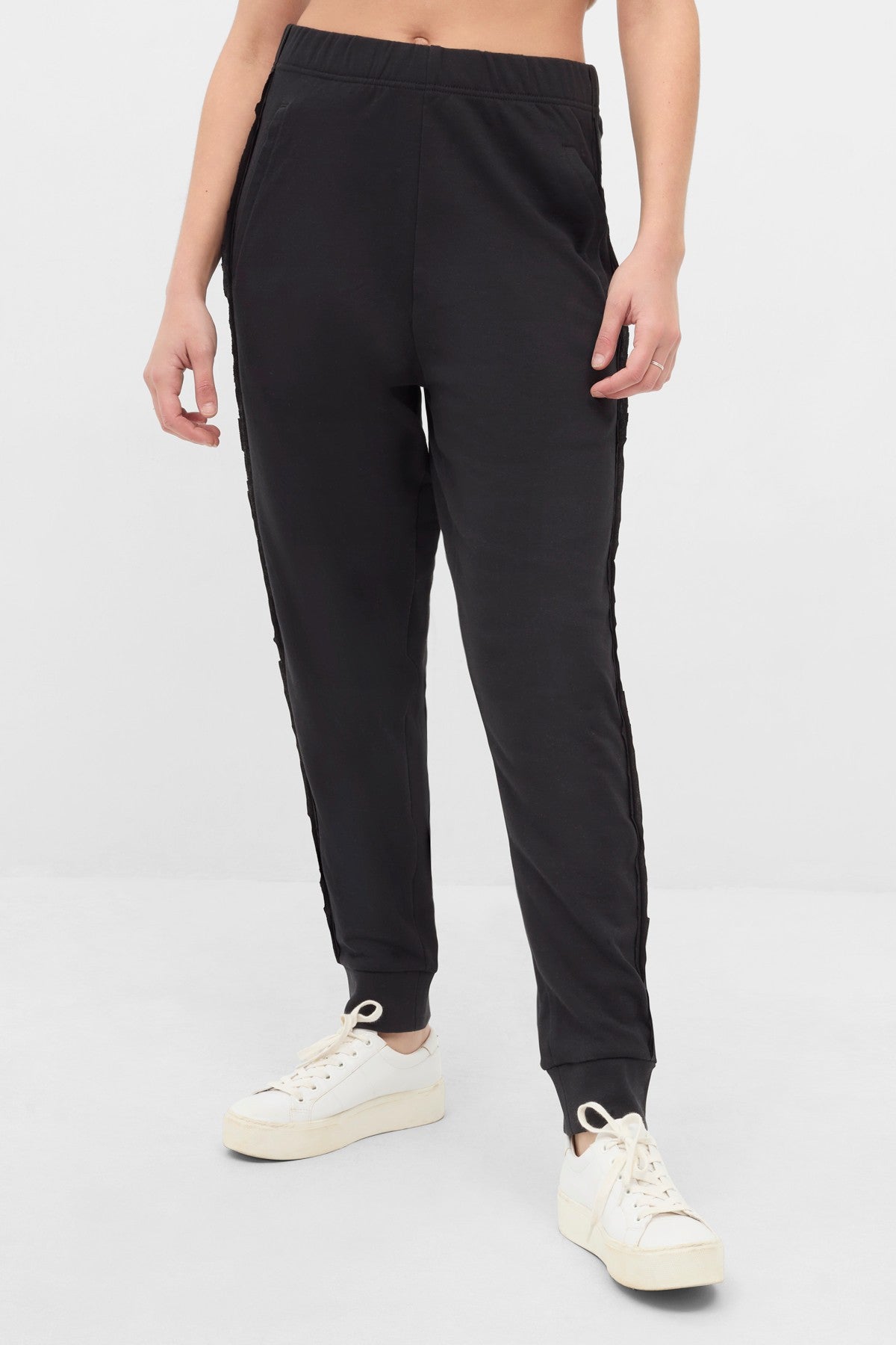 Raw Edge Fleece Jog Pant 