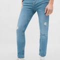 Light Wash Distressed Jeans 