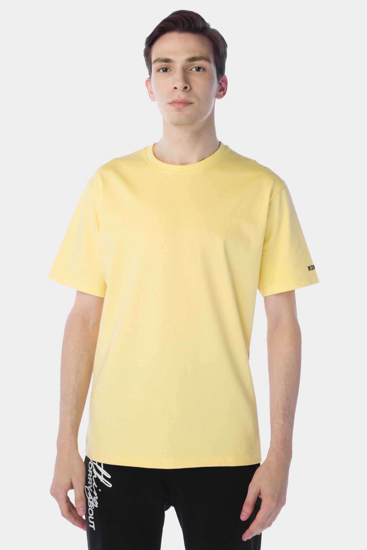 Basic Round Collar T-Shirt