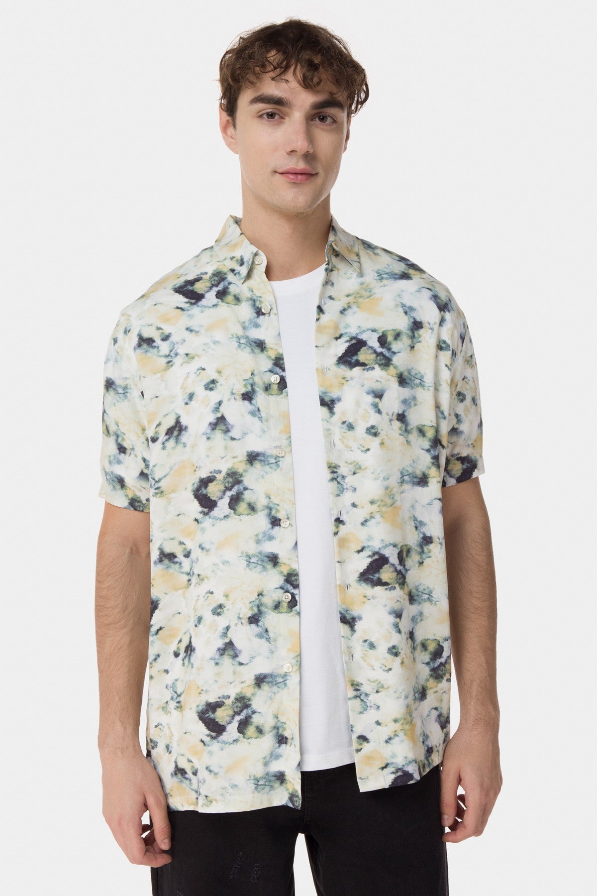 Short Sleeve Casual Shirt 