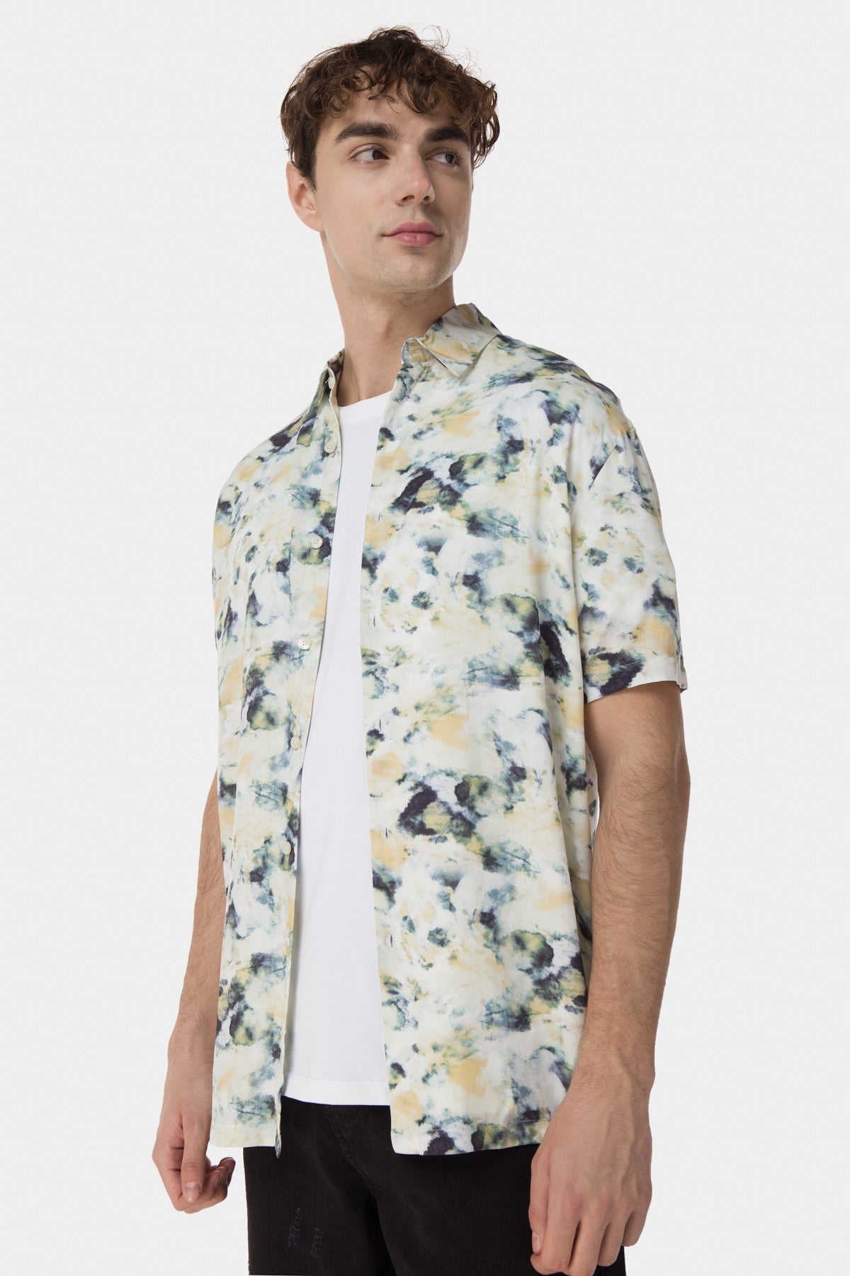 Short Sleeve Casual Shirt 